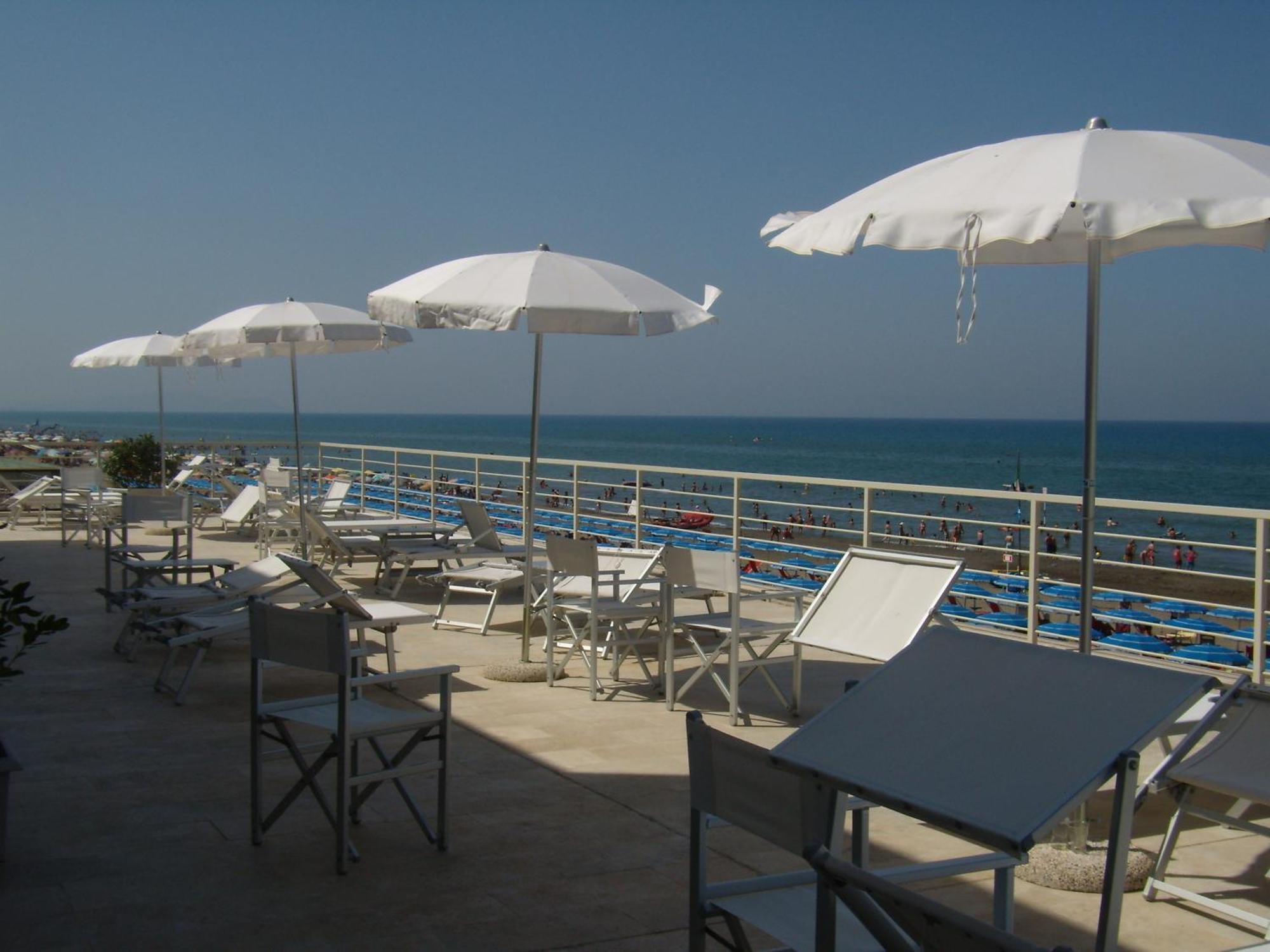 Hotel Alta La Vista Marina di Castagneto Carducci Exterior photo